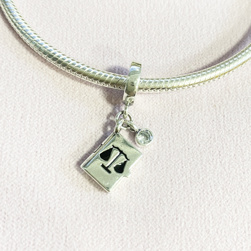 New 925 Sterling Silver Charm  - Women'S Accessories New Balance recension och pris
