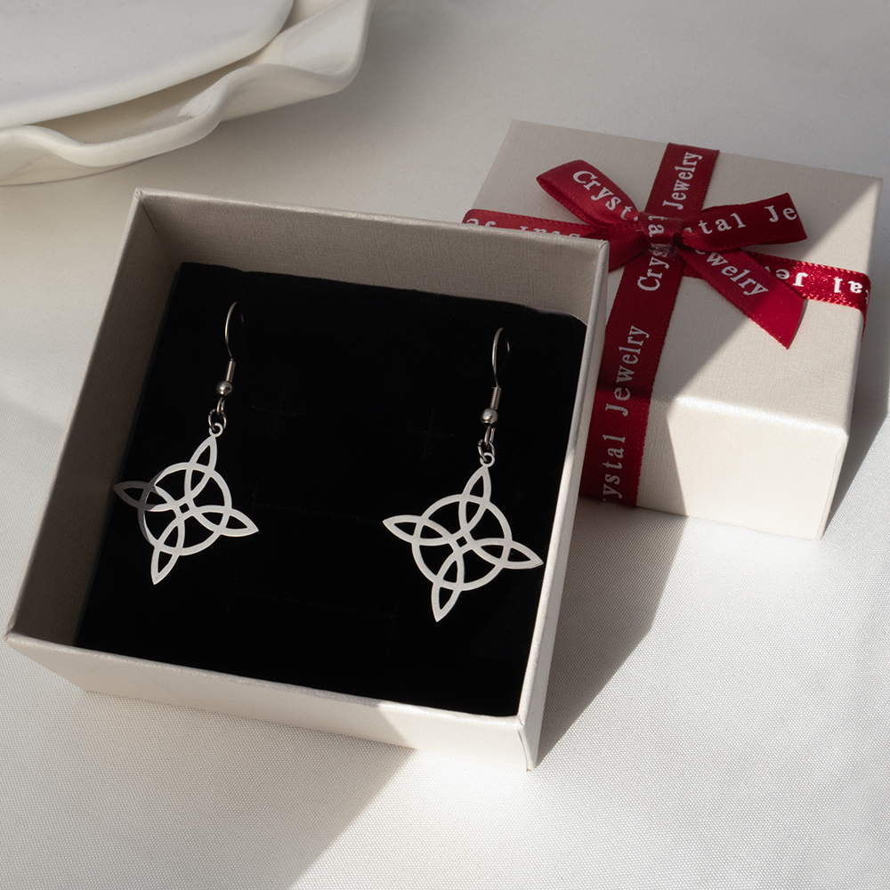 Design Customized Personalized - Women Accessories Logo Design recension och pris