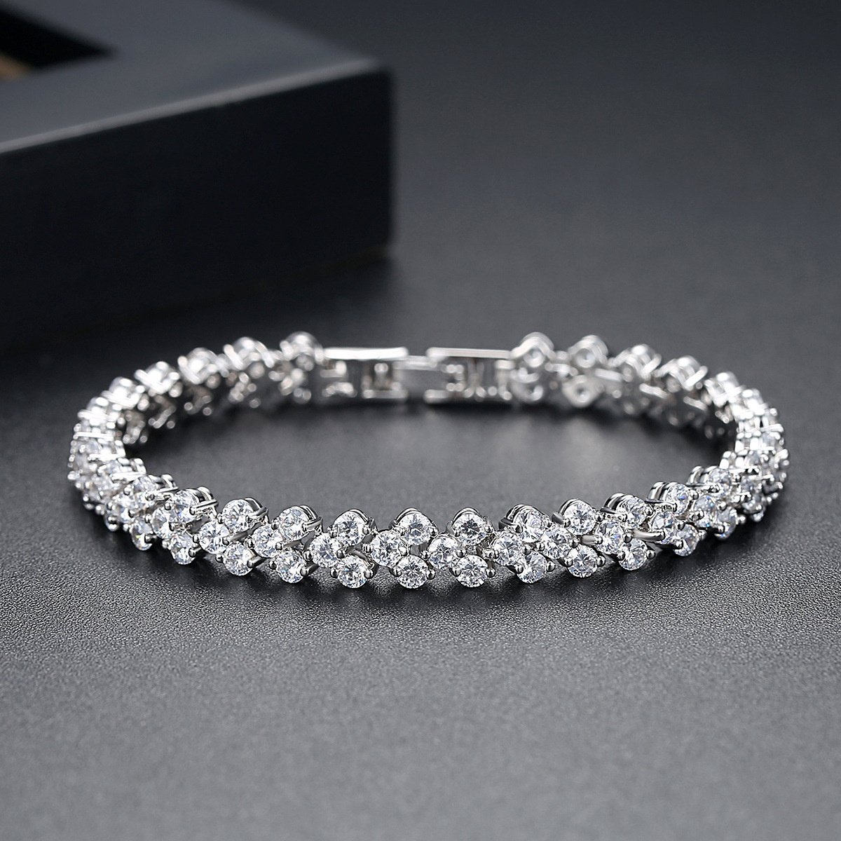 Luxury Full Moissanite Roman T - Women'S Accessories New Look recension och pris