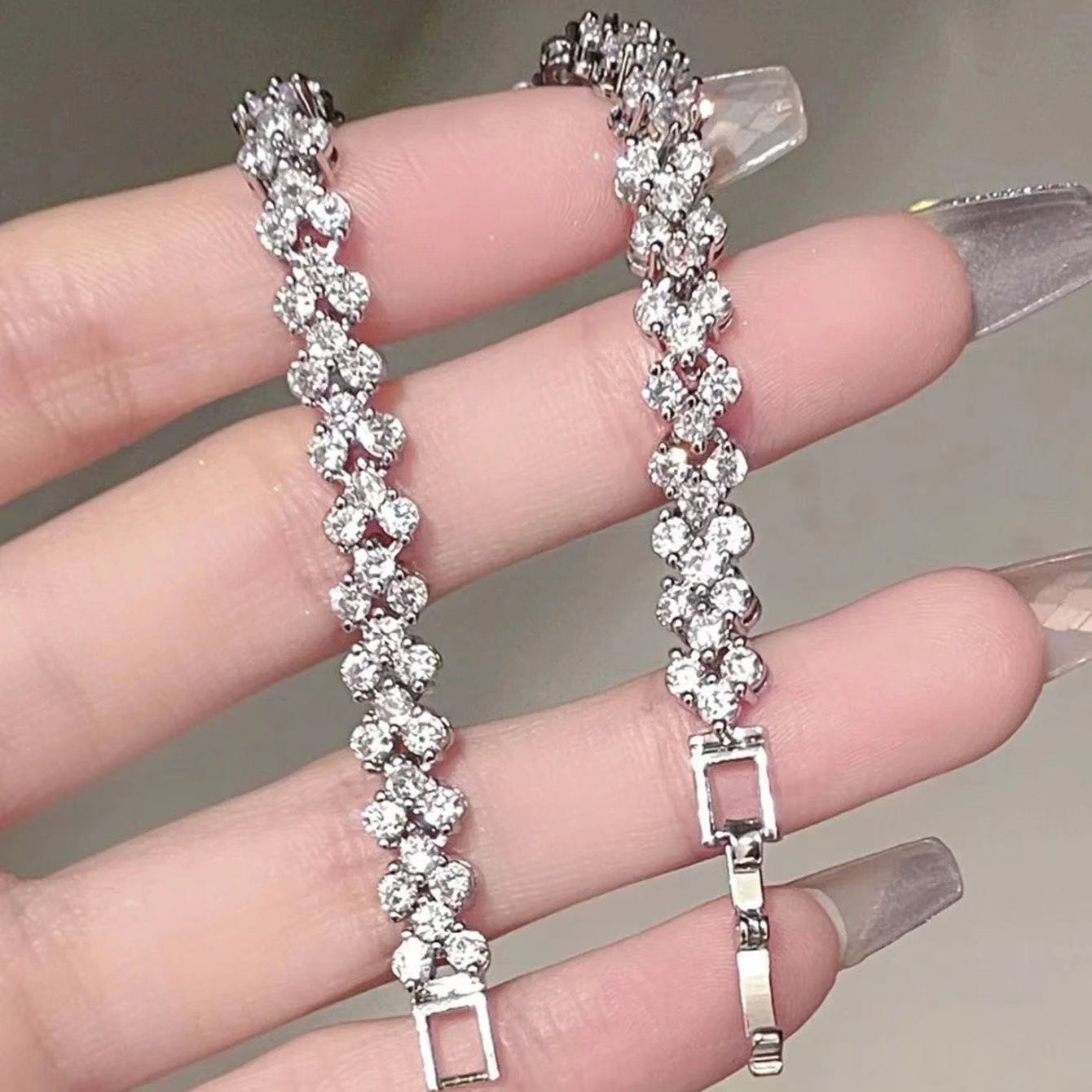 Luxury Full Moissanite Roman T - Women'S Accessories New Look recension och pris