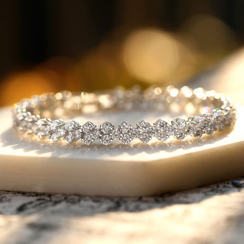Luxury Full Moissanite Roman T - Women'S Accessories New Look recension och pris